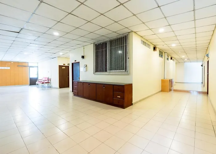 F Suvarnabhumi Apartment